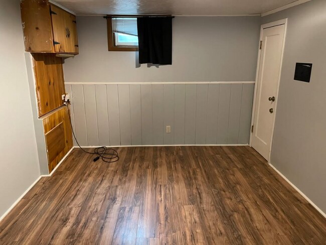 Foto del edificio - 1368 Davis Ave