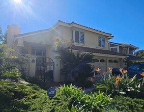 Building Photo - 4515 Ocean Valley Ln