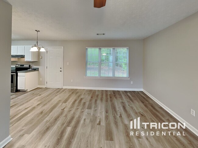 Building Photo - 6642 Dottie Mae Ct
