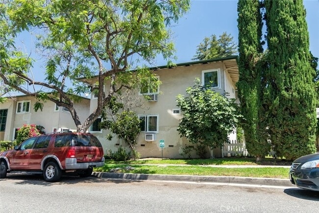 Foto del edificio - 1811 Sherer Ln