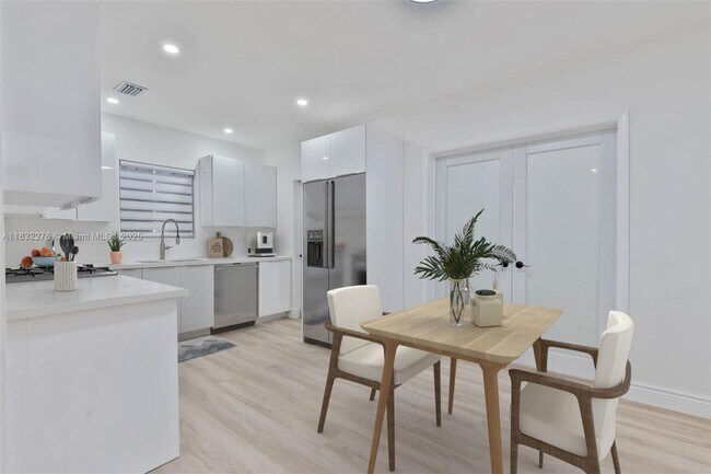 Foto del edificio - 583 NW 47th Terrace
