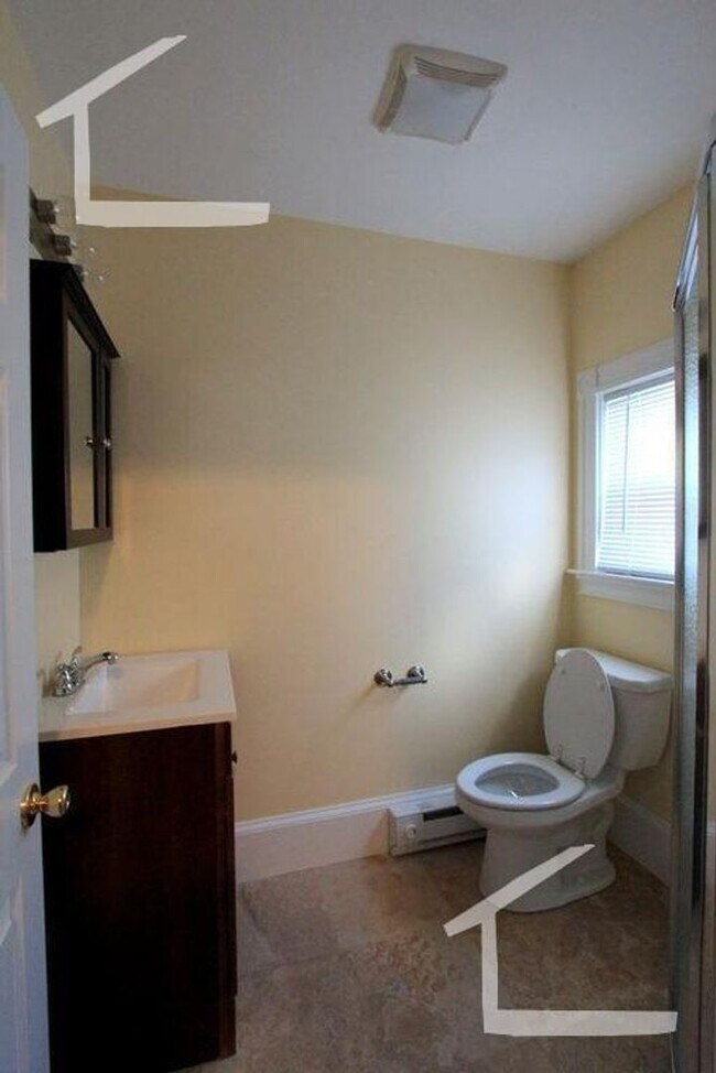 Foto del edificio - Porter Square Closest train = Porter Squar...