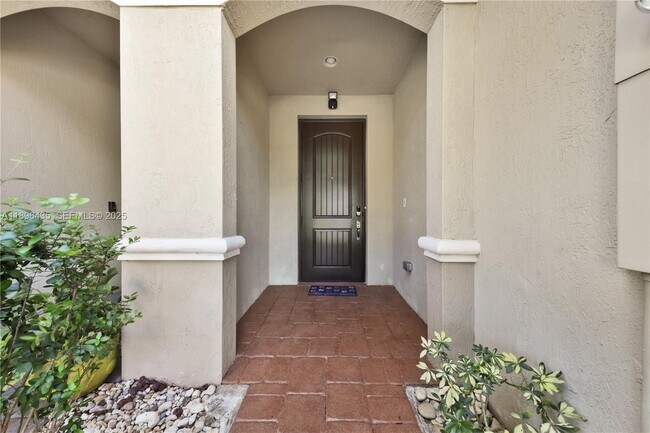 Foto del edificio - 346 NE 47th Pl