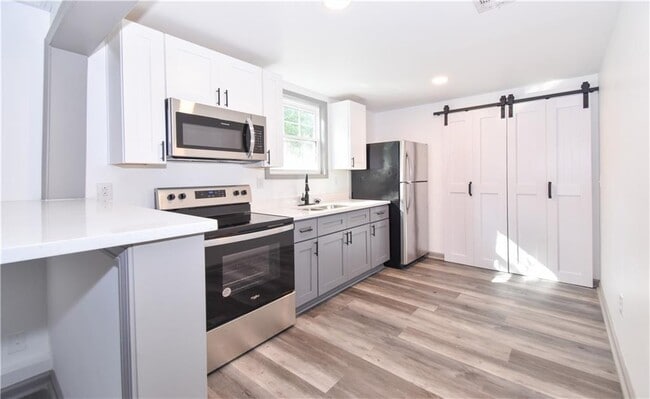 Foto del edificio - 2582 Candler Way