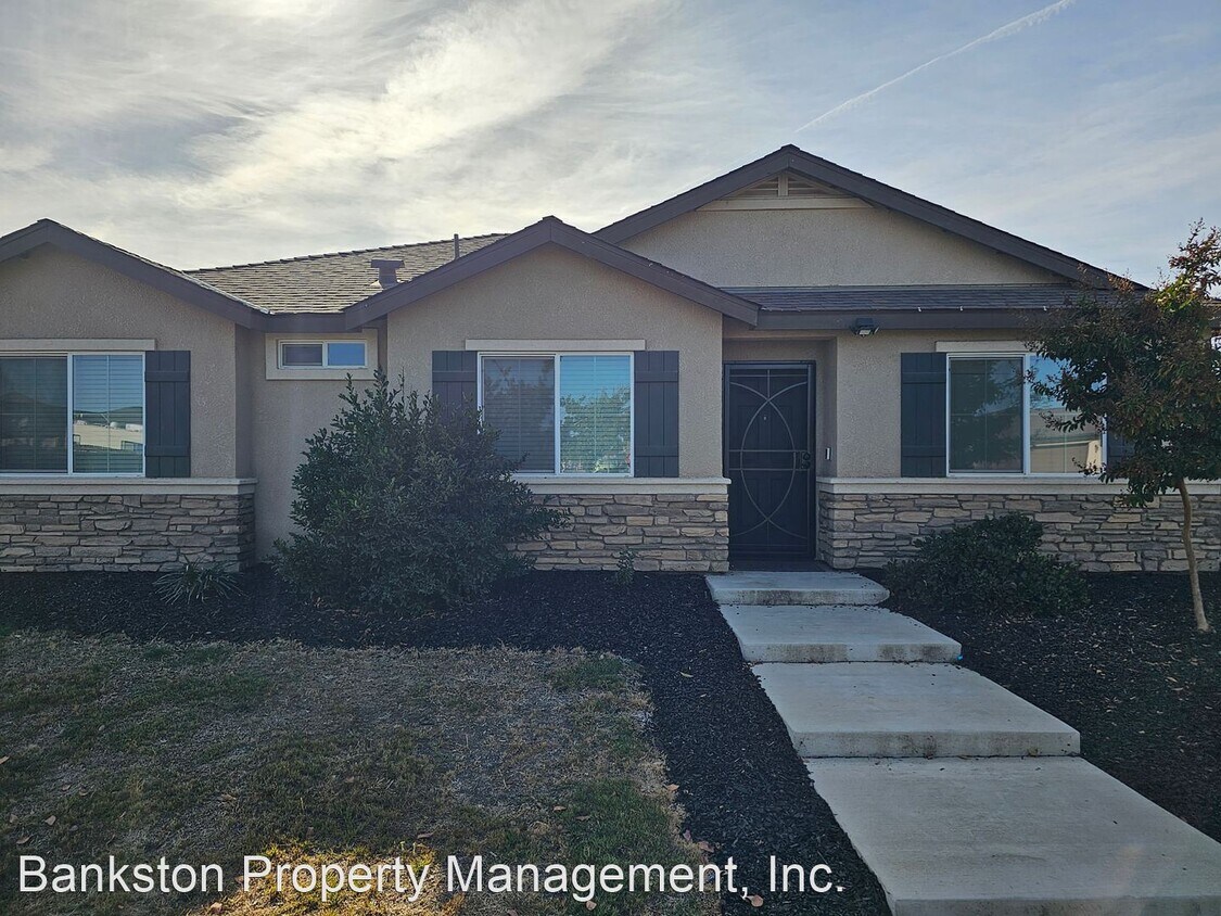 3 br, 2 bath House 737 W. Perez Ave. House Rental in Visalia, CA