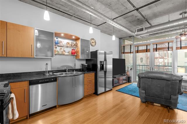 Foto principal - 1401 Wewatta St