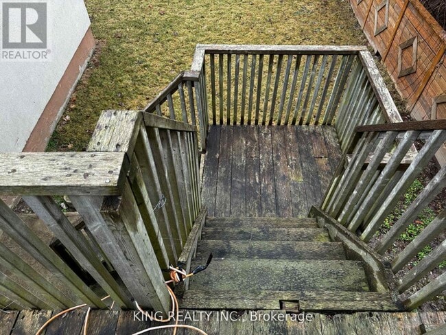Photo du bâtiment - 967 Beechwood Ave