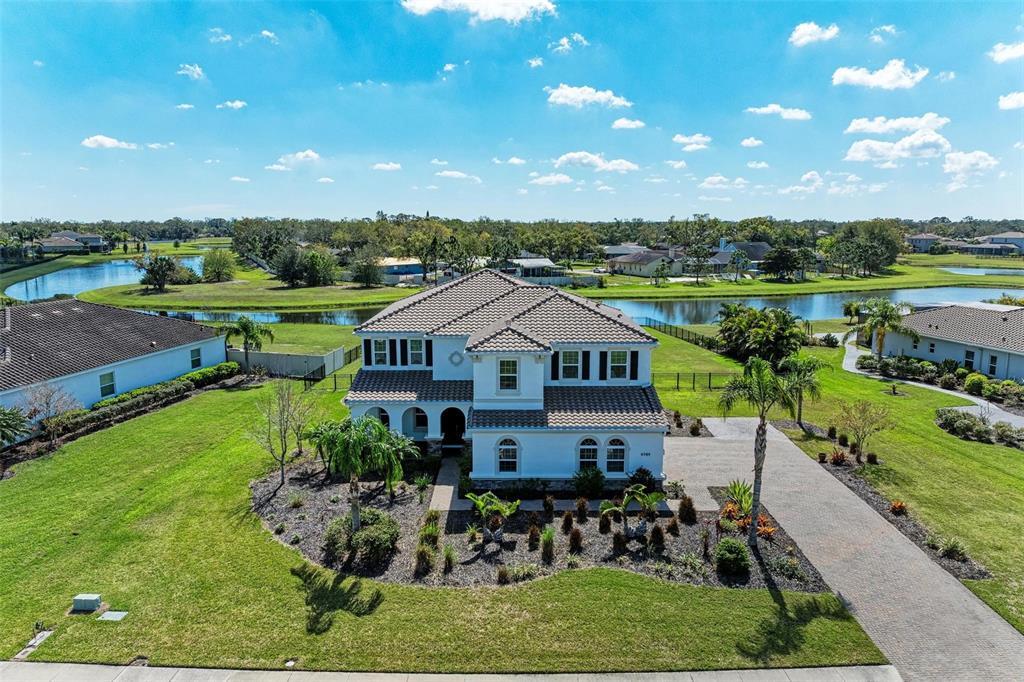 Foto principal - 4789 Vasca Dr