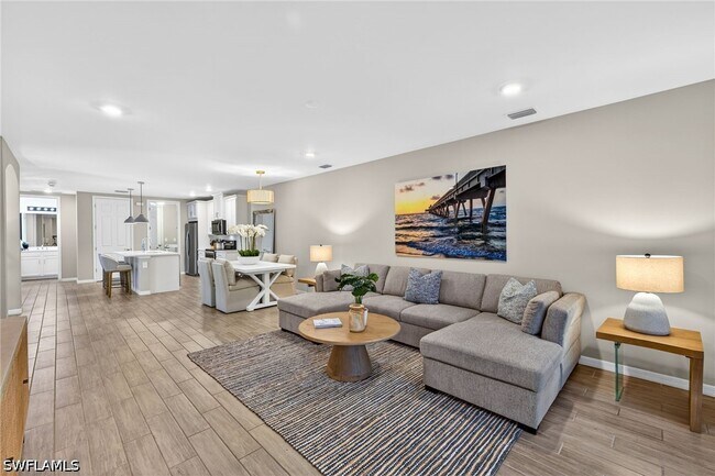 Foto del edificio - 14567 Edgewater Cir