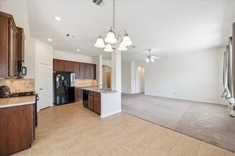 Building Photo - 205 Brookwood Park Ln