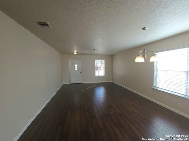 Foto del edificio - 11155 Acuff Station