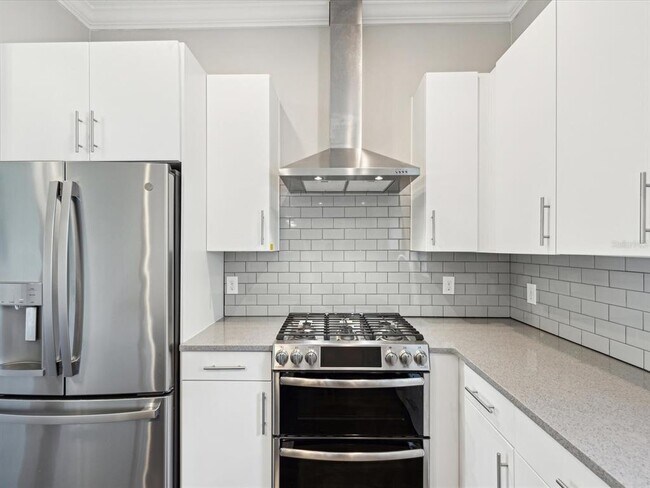Foto del edificio - 946 Highland Ave