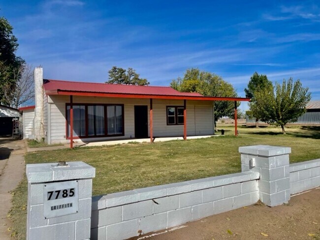 Foto del edificio - Ranch Style Farm