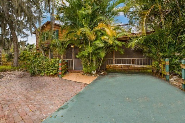 Building Photo - 4650 S Lockwood Ridge Rd, Sarasota, FL 34231
