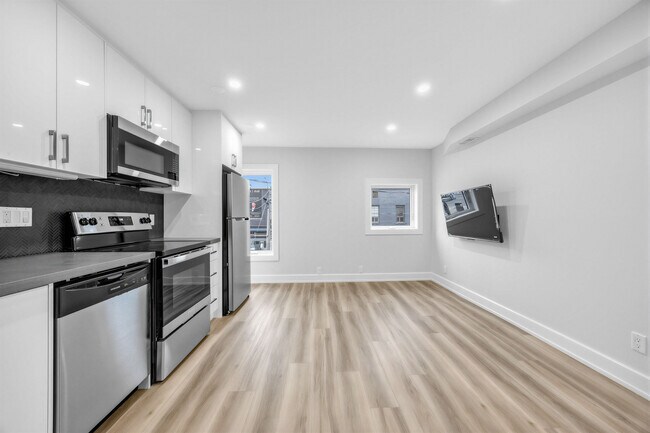 Photo du bâtiment - 851 Danforth Av