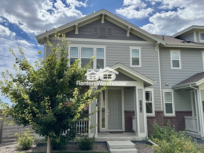 Building Photo - 17618 Olive St
