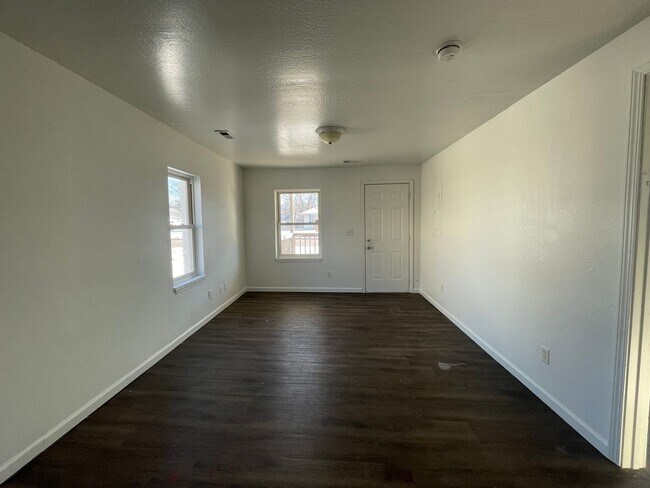 Foto del edificio - Available Now Beautiful 3 bedroom 1 bath home