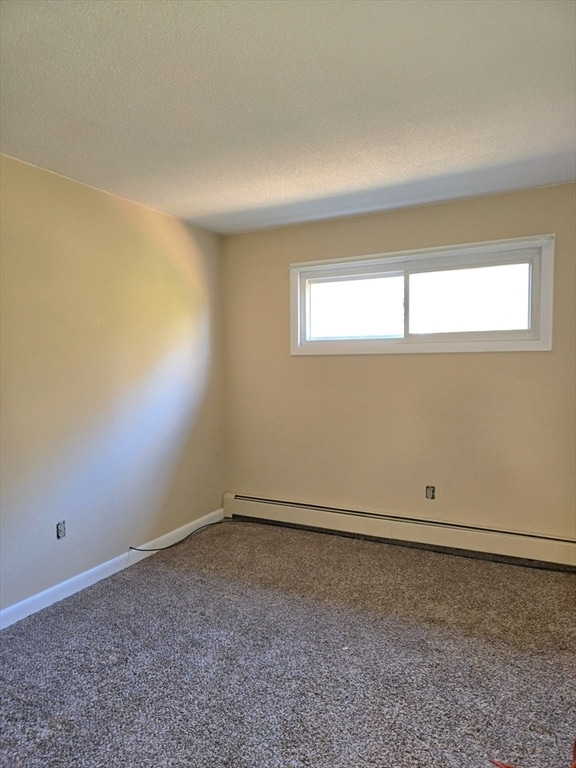 Foto del edificio - 19 Chapman Ave