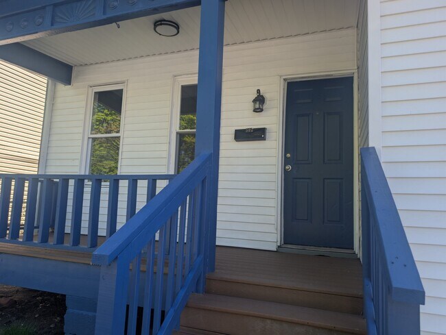 Foto del edificio - 502 Marion St