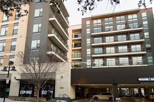 Building Photo - 4646 McKinney Ave