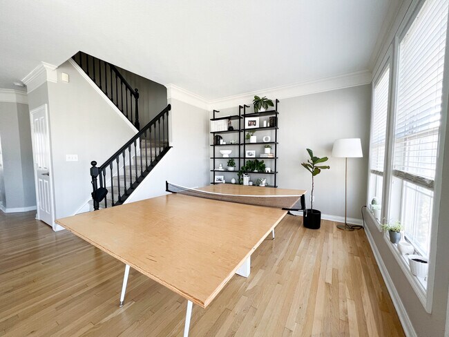 Foto del edificio - 8661 N Meridian St