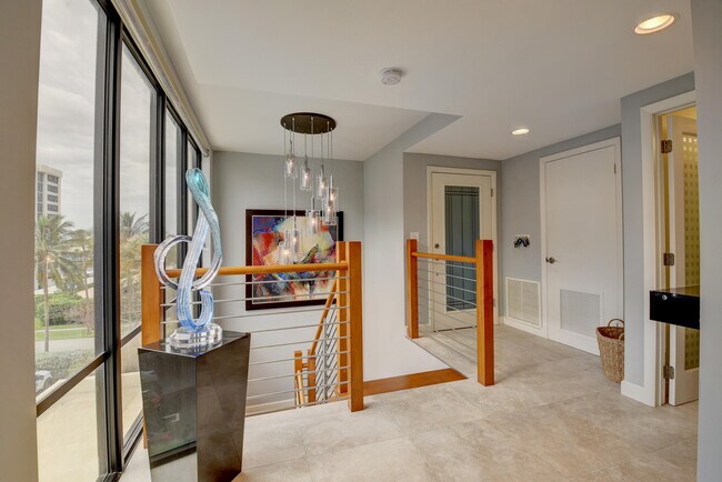 Building Photo - 2155 S Ocean Blvd