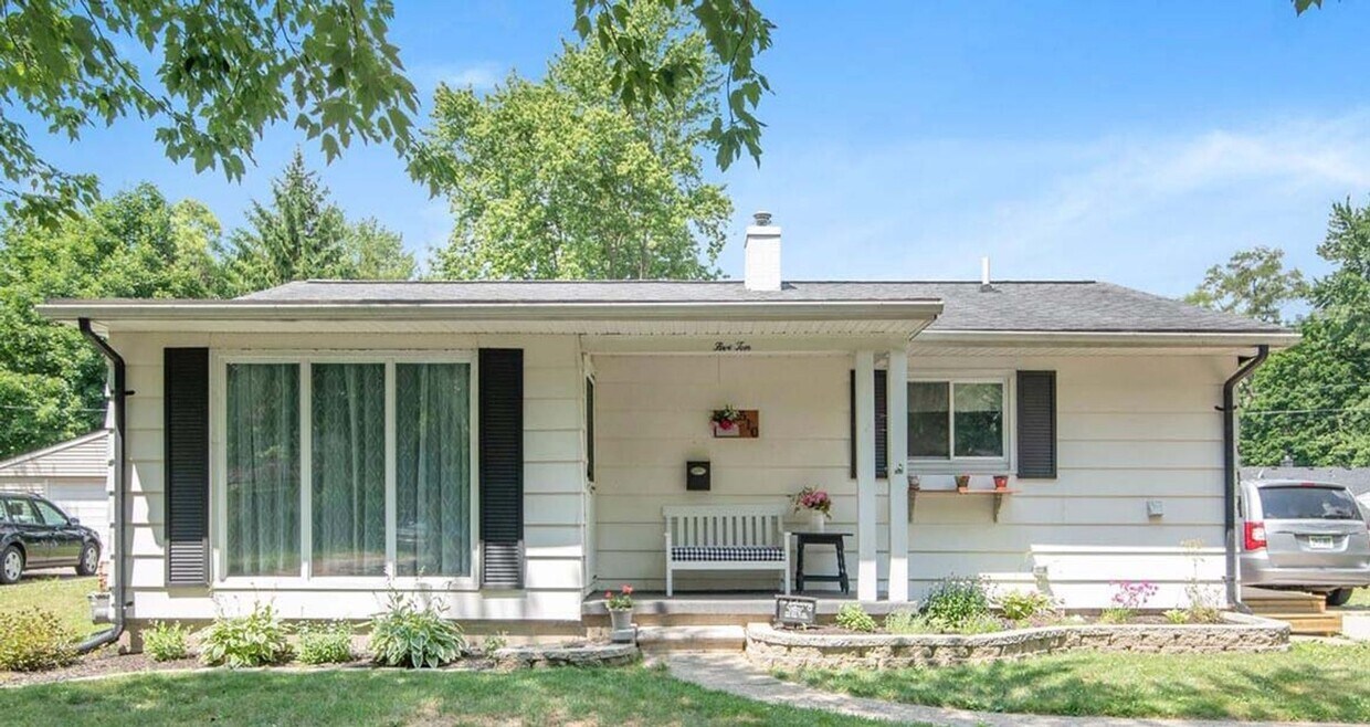 Foto principal - Necently updated Downtown Chelsea Ranch