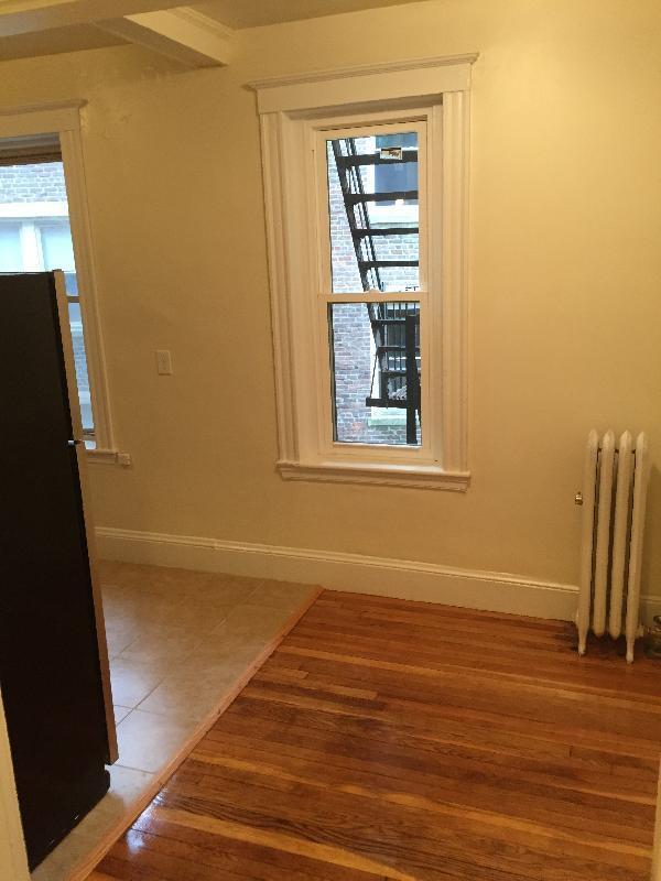 Building Photo - 1 bedroom in Cambridge MA 02138