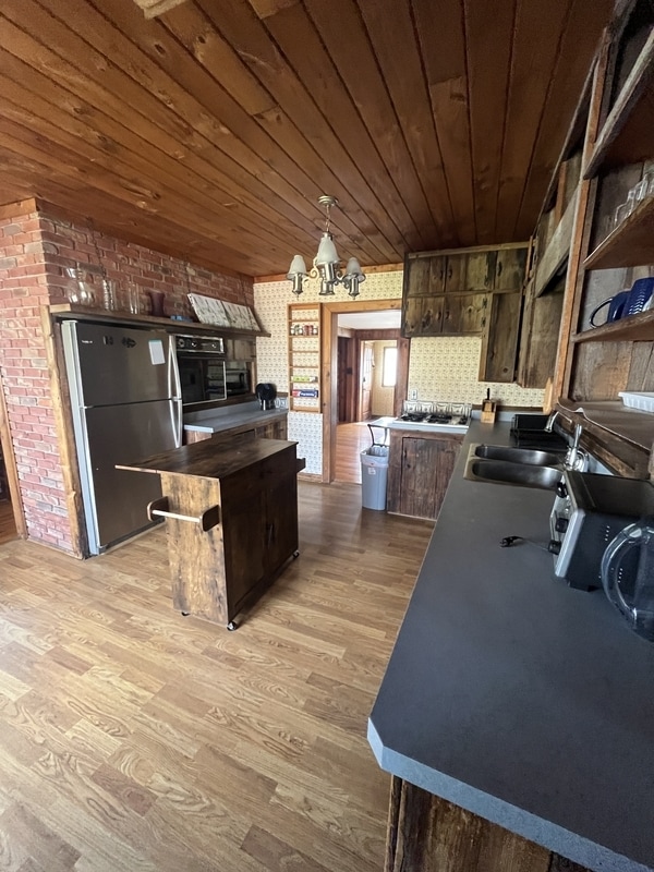 Foto del edificio - 11 Maple Ave