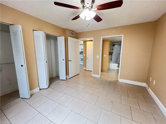 Foto del edificio - 1150 Wildwood Lakes Blvd