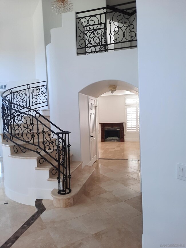 Building Photo - 2341 Canyon View Glen