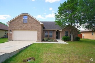 Building Photo - 15805 Fair Ln