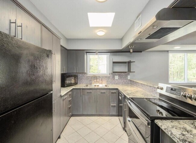 Foto del edificio - 1114 Augusta Dr