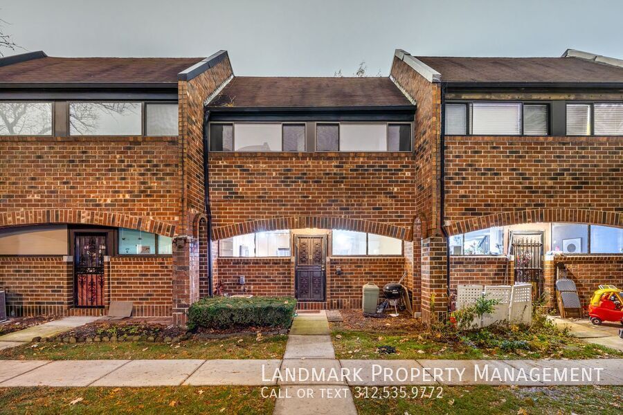 Foto principal - 824 S May St