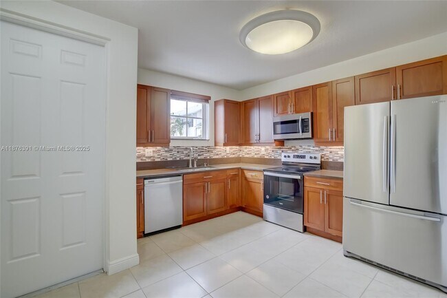 Foto del edificio - 406 SW 14th Ave