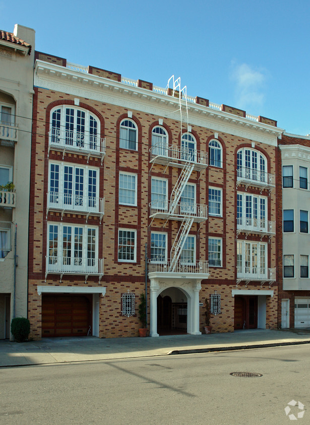 Building Photo - 1945 Jefferson St