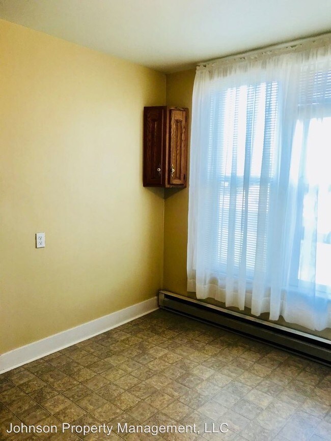 Foto del edificio - 1903 W Broadway Ave