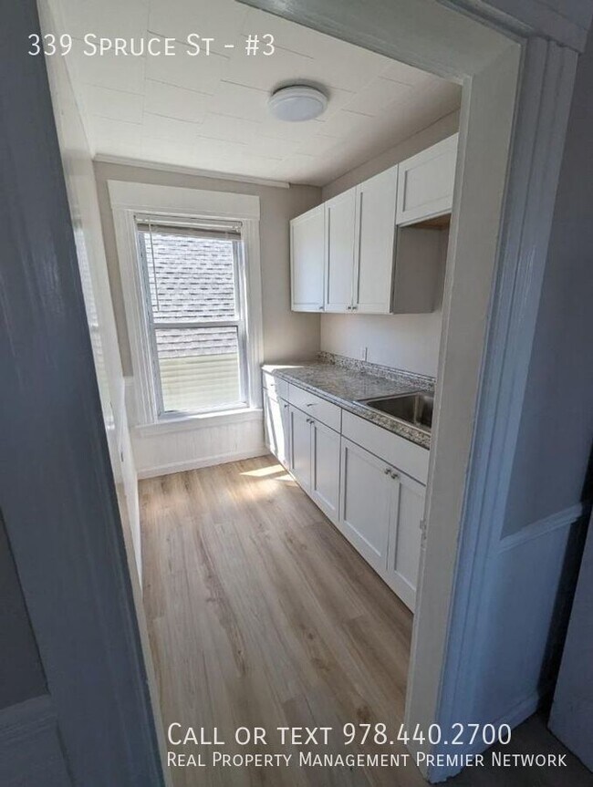 Building Photo - 339 Spruce St
