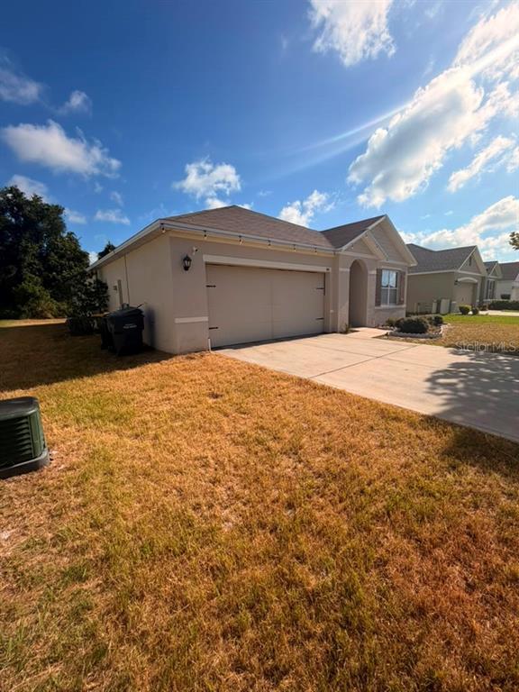 Foto del edificio - 948 Summer Glen Dr