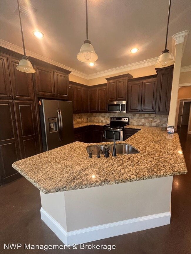 Building Photo - 4 br, 2 bath House - 7341 Flat Rock Ln.