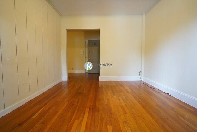 Foto del edificio - 41 Chestnut Hill Ave