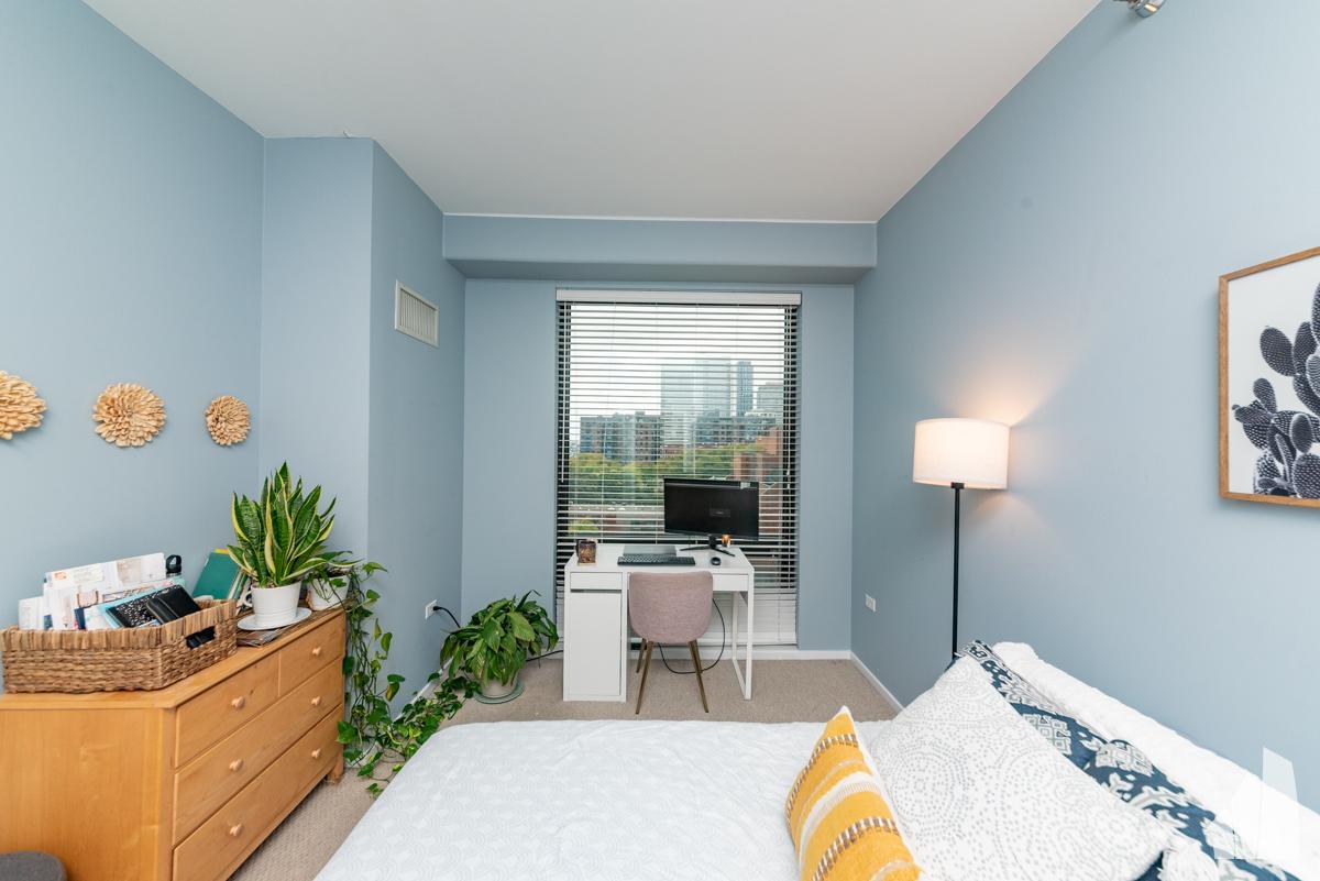 Foto principal - 2 bedroom in Chicago IL 60605