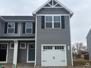 Building Photo - 106 South Dr