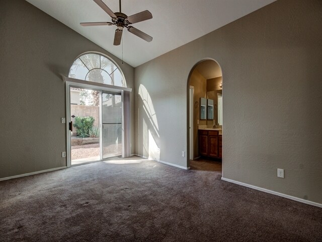 Foto del edificio - 16026 S 44th Street