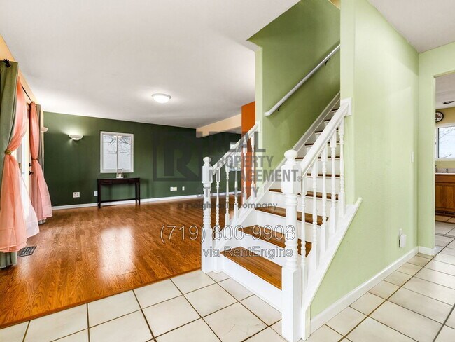 Foto del edificio - 275 W Baldwyn Dr