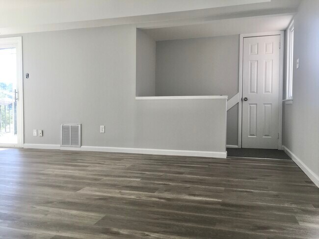 Building Photo - 40 Northrup Dr