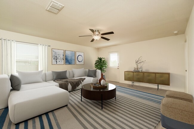 Foto del edificio - 7206 Lazy Cyn