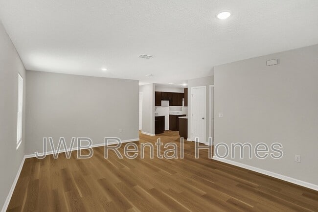Building Photo - 5960 Dunmire Ave