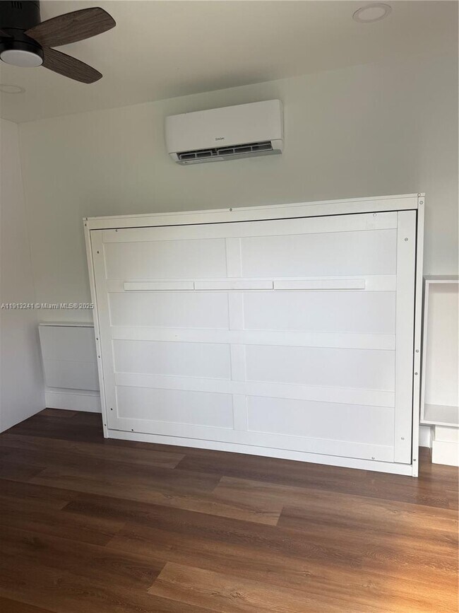 Foto del edificio - 5636 NW 4th Ave