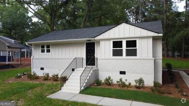 Building Photo - 165 Habersham Dr